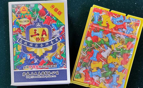 和硕扑克批发采购指南与产品质量识别要点解析